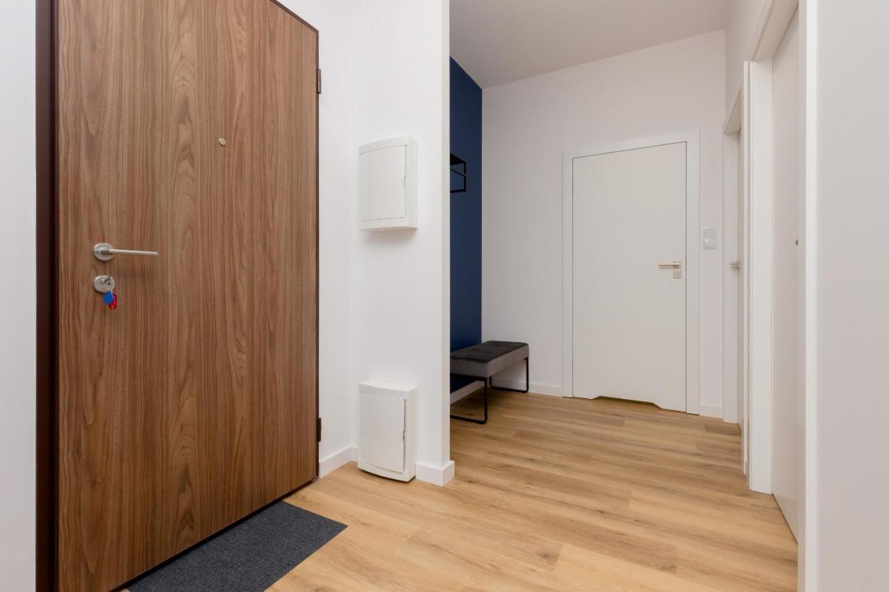 Apartment Avenue Solidarnosci On Wola By Noclegi Renters Warschau Buitenkant foto