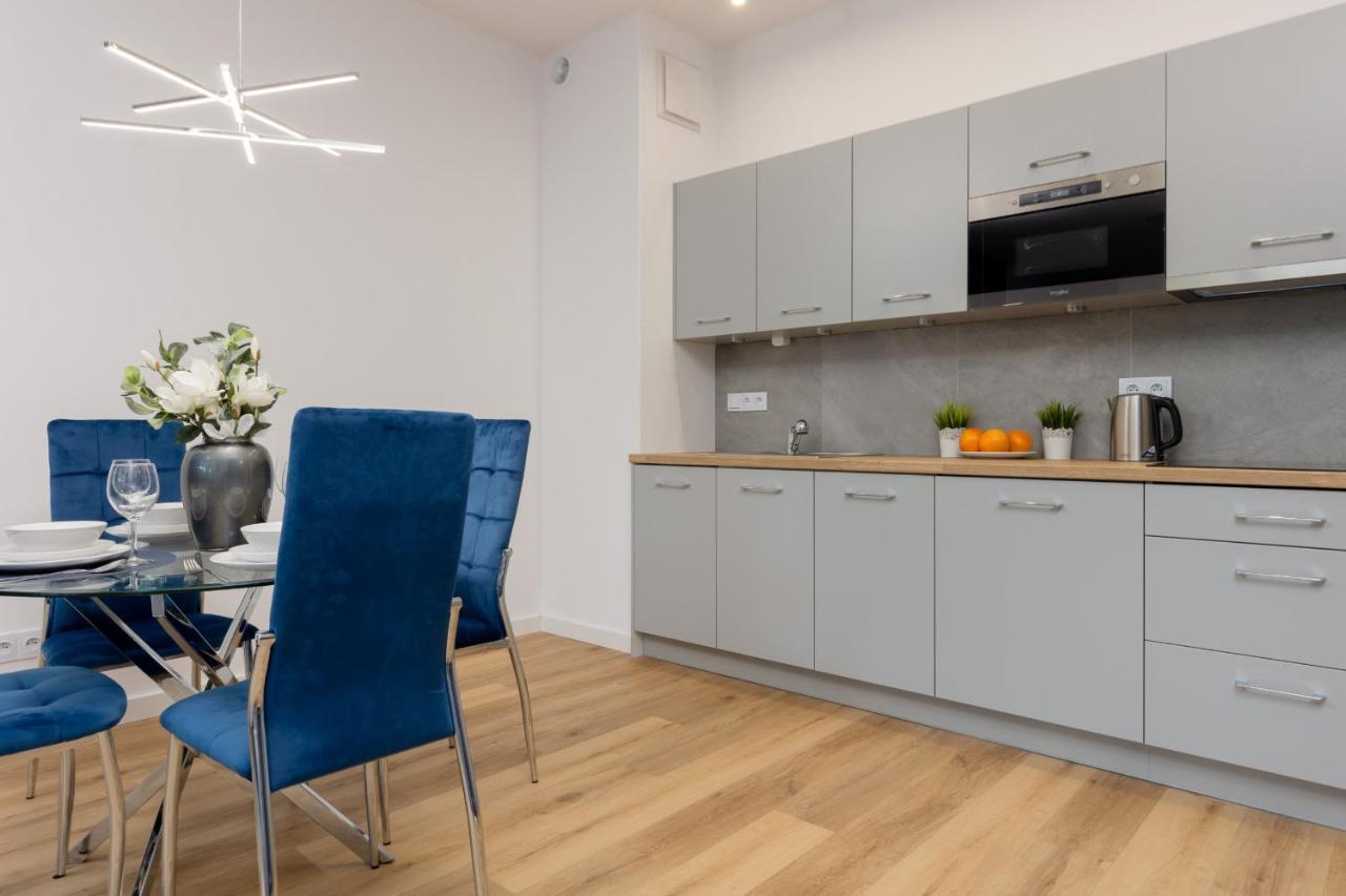 Apartment Avenue Solidarnosci On Wola By Noclegi Renters Warschau Buitenkant foto